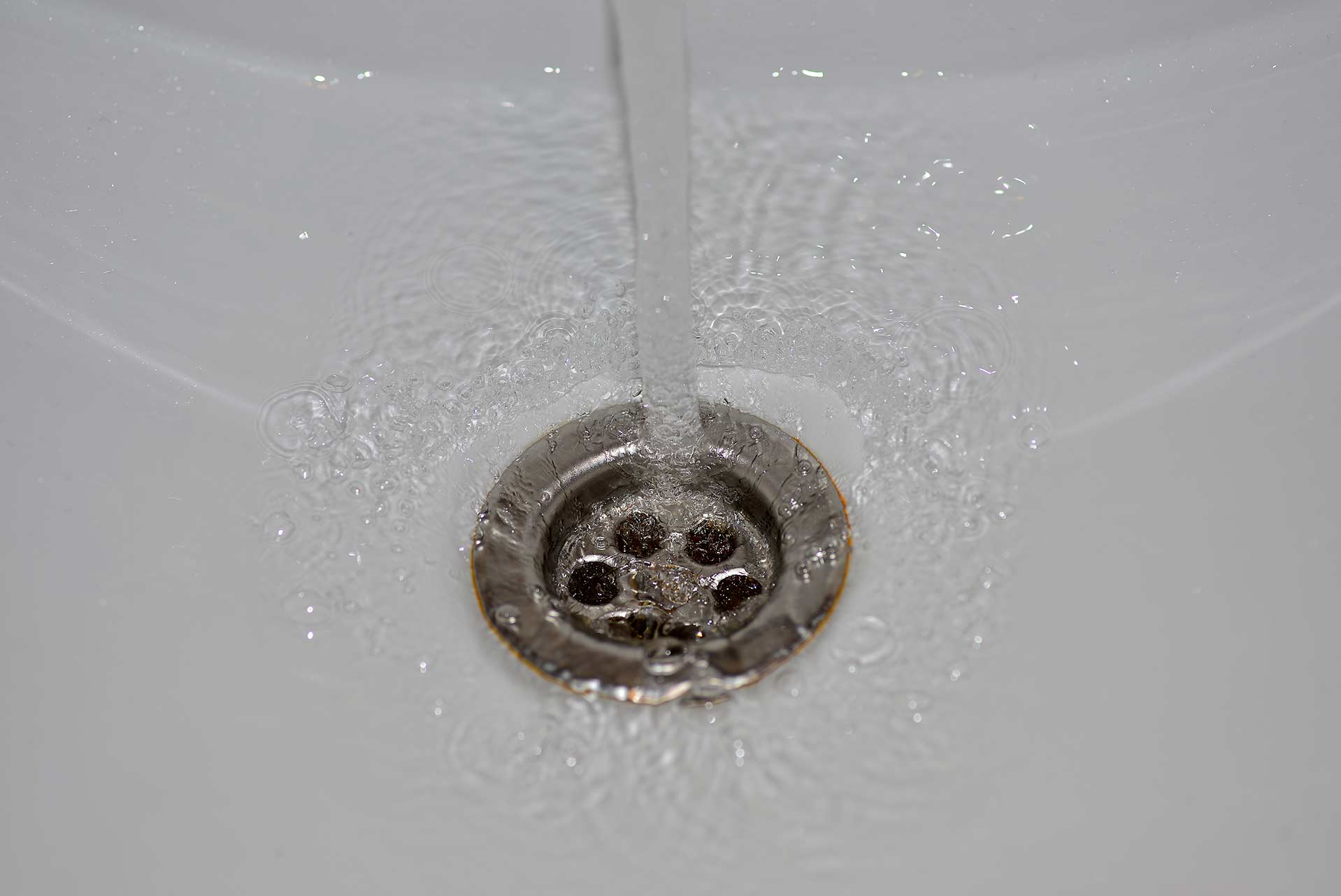 A2B Drains provides services to unblock blocked sinks and drains for properties in Clevedon.